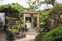 靍護（かくご）稲荷神社画像